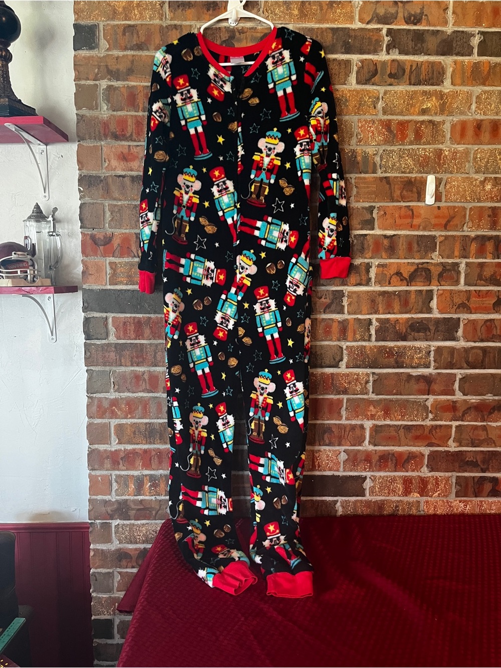 Nutcracker Christmas Holiday Adult 1PC Pajamas Sleepwear Size:M